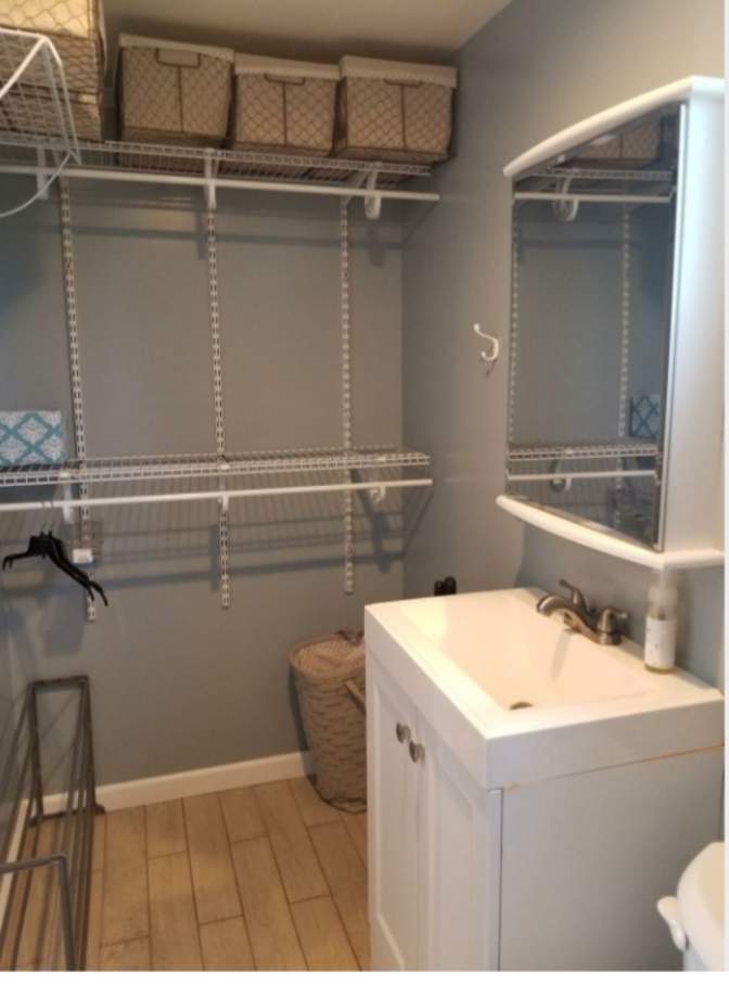Townhome suite's room
