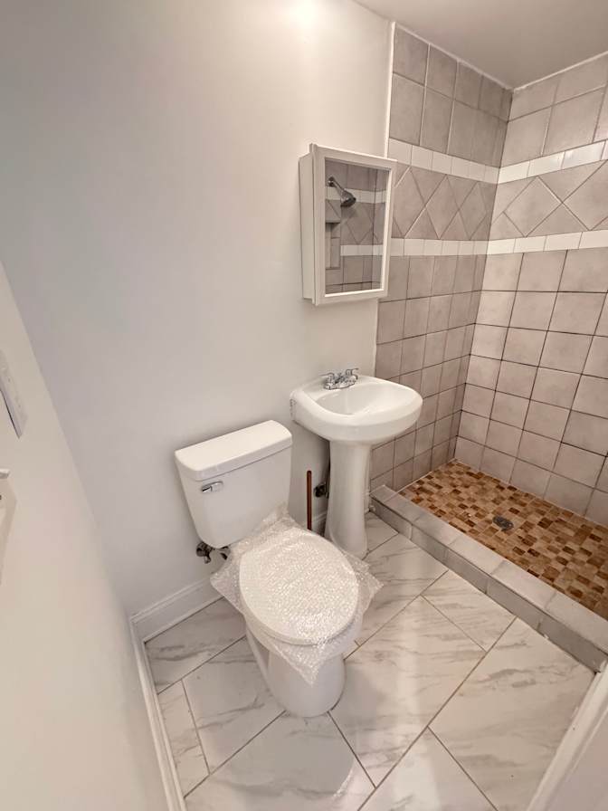 Geraldo's room