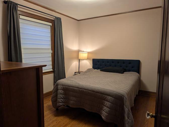 Angeliky Santos's room
