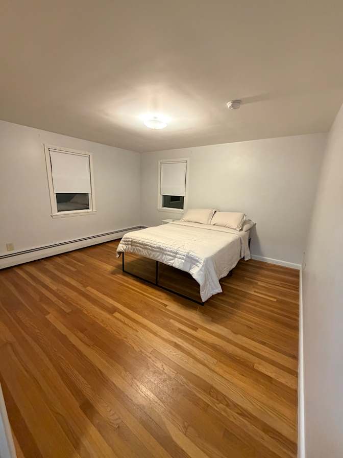 Brooke Viviers's room