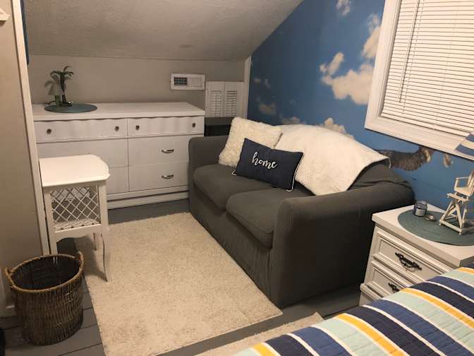 Bill's room