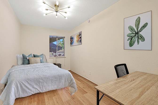 PadSplit's room