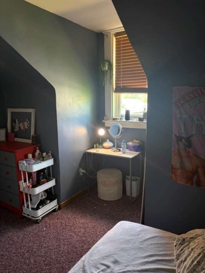 Lucas Bond's room