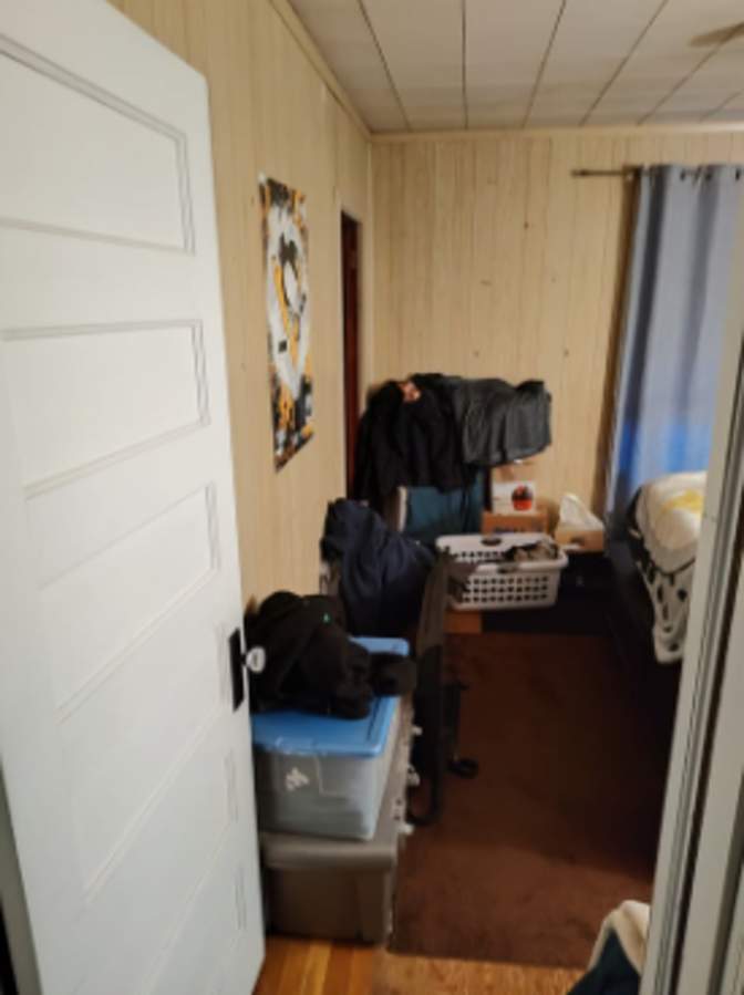 Available for rent's room