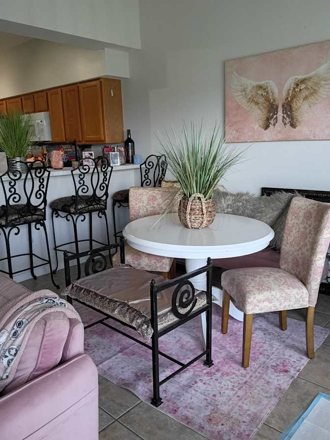 Tracie Arndt's room