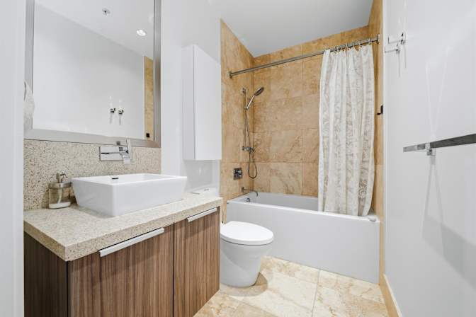 Ramon Alexander's room