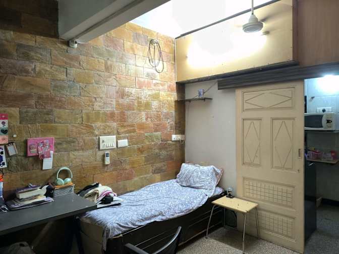 Chakshu Vaidya's room