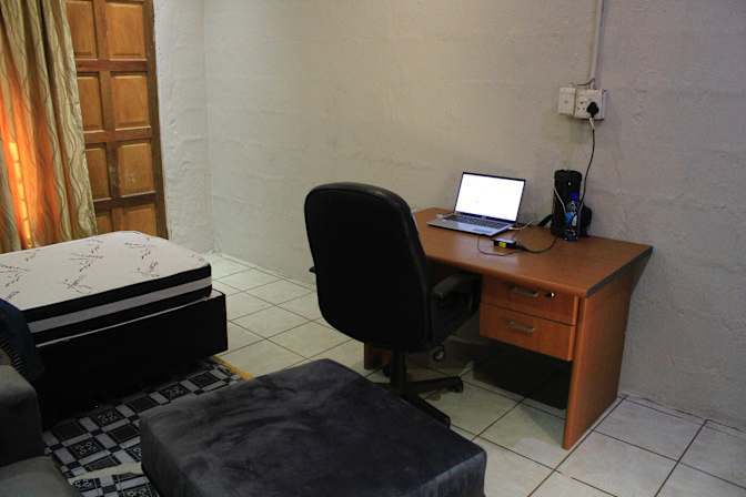 za one point's room