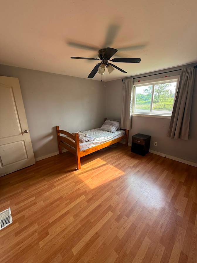 Ricardo's room