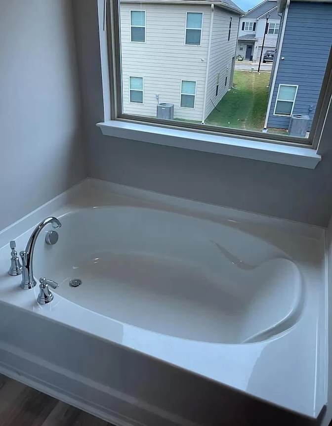Alcove Rooms's room
