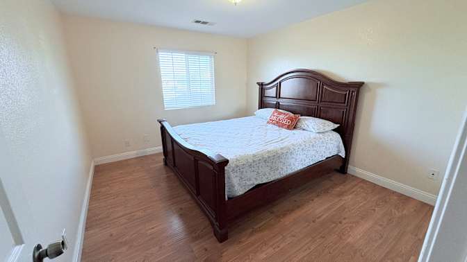 Marifer's room