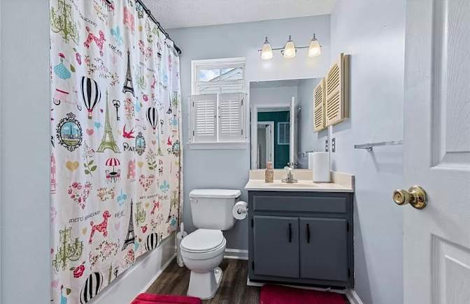 Tina's room