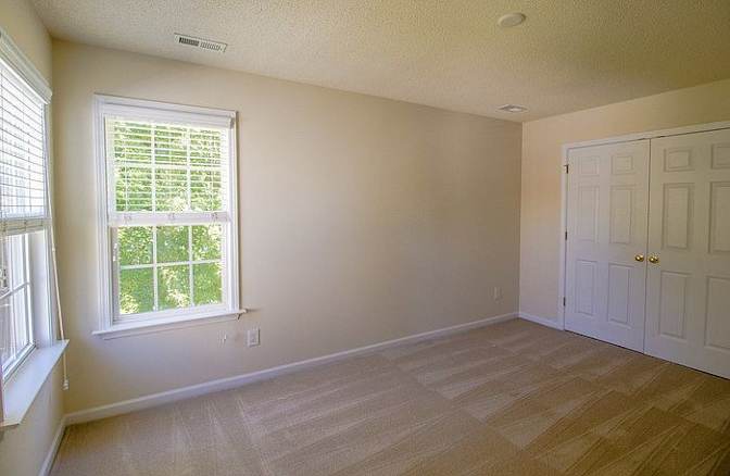 Alcove Rooms's room