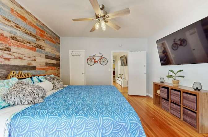 Yvette's room