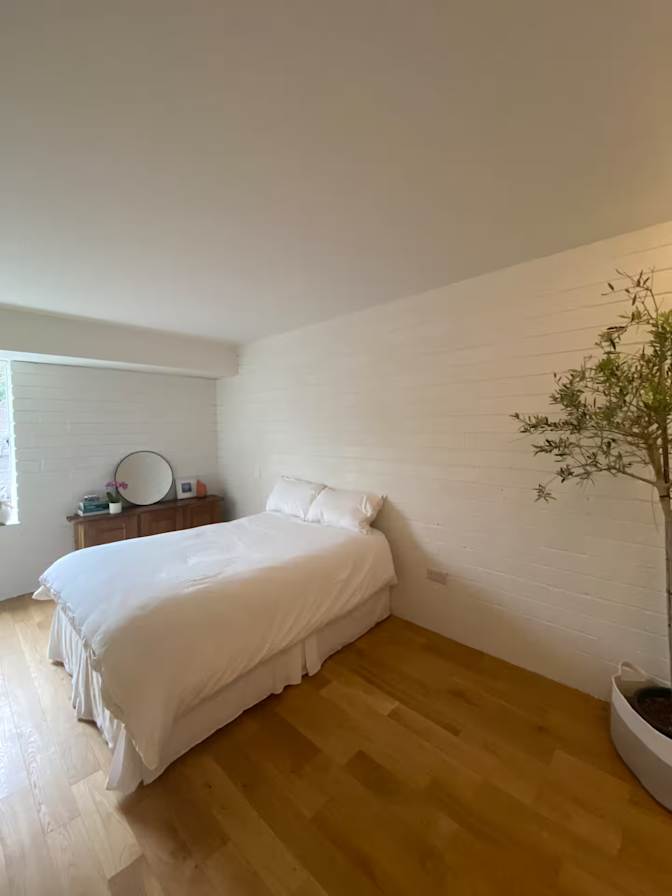 Ben's room