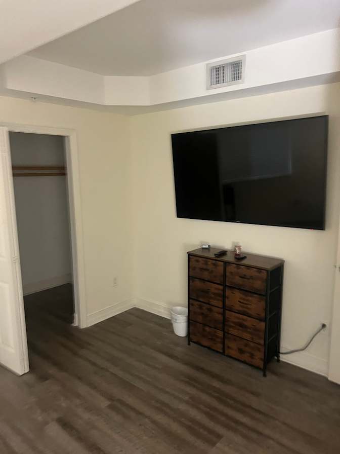 Raymond Tirado Jr's room