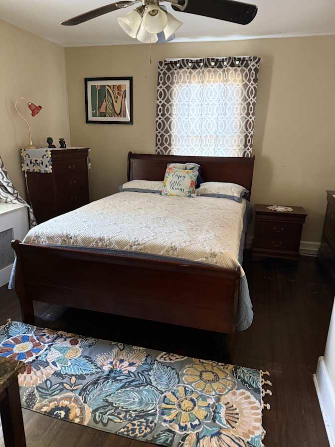 Jacqueline's room