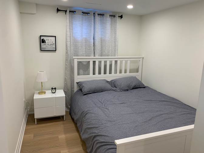 Niloofar's room