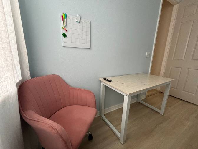 Andrea's room