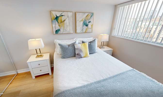Jennifer young's room