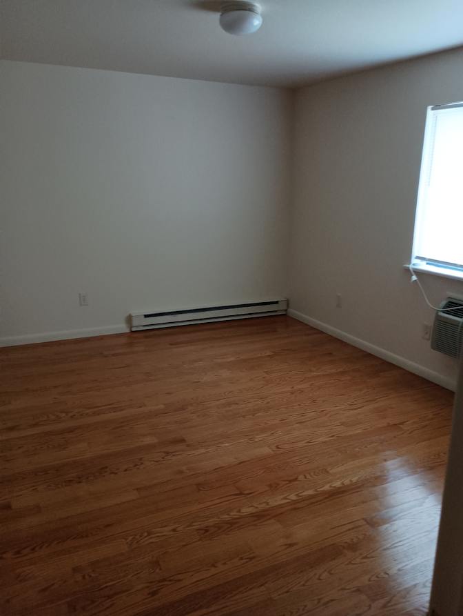 Rolando's room
