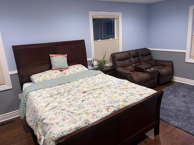 Anna Ngo's room
