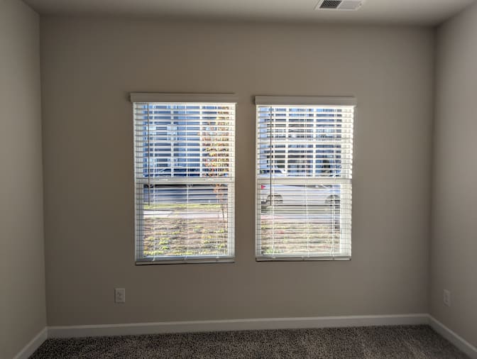 Alcove Rooms's room