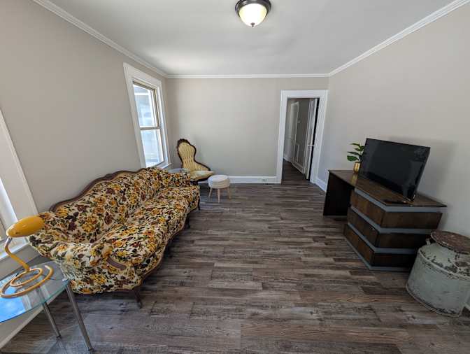 Alcove Rooms's room