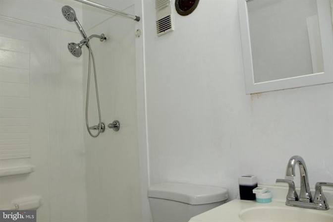 Carlos Credle's room