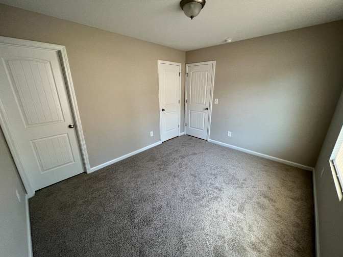 Alcove Rooms's room