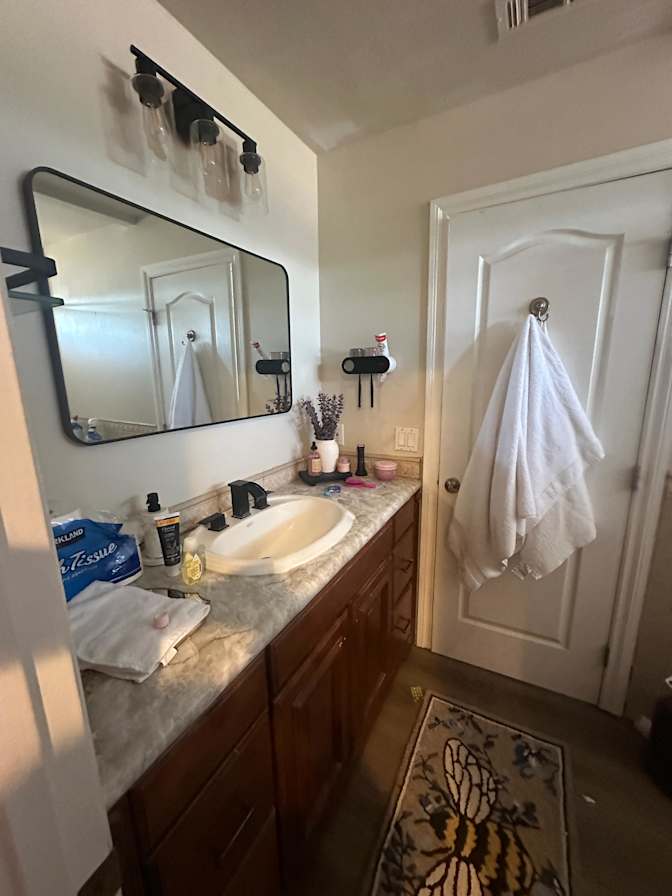 Ed's room