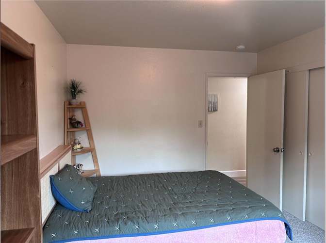 Diana's room