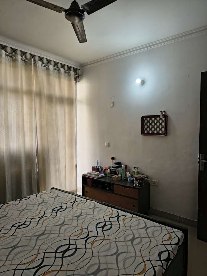Anahita's room