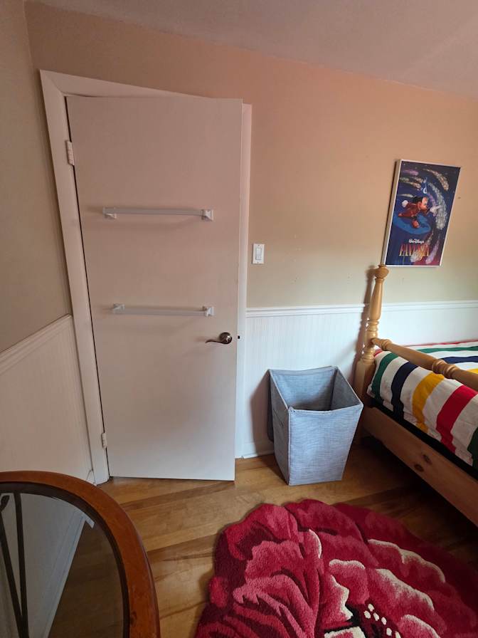 Mary-Sue's room