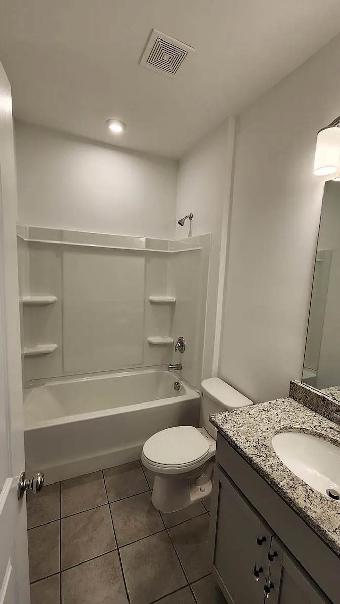 Alcove Rooms's room