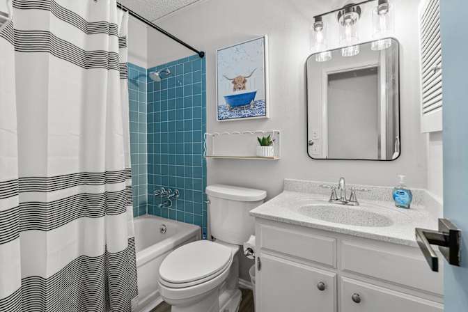 Leonora Gomez's room