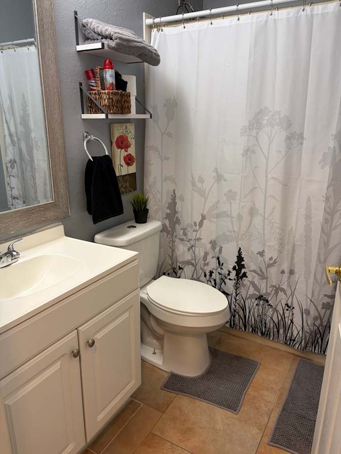 Karem Trinidad's room