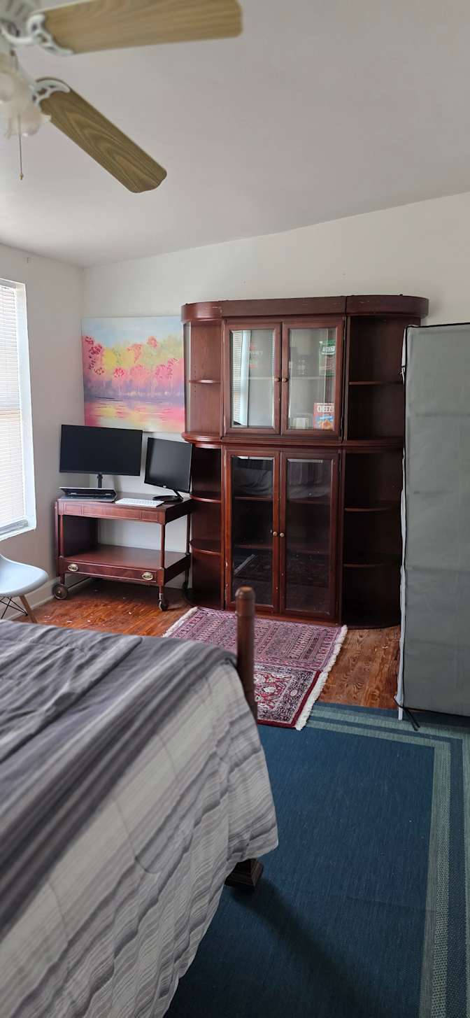 Mohammad's room