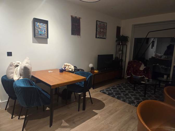 Mika's room
