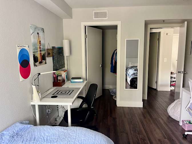 Cate Cattano's room