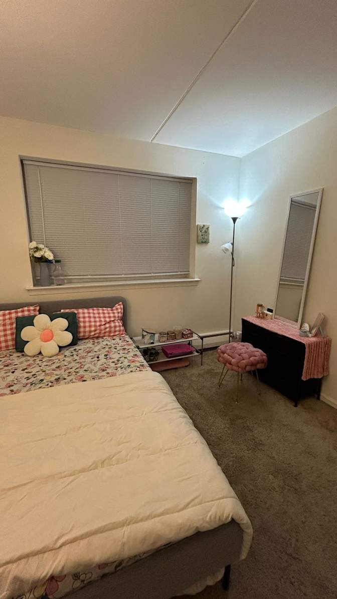 Huda Khan's room