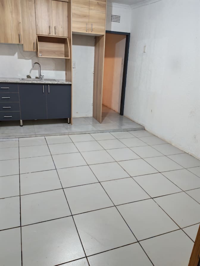 Pheladi malebane's room
