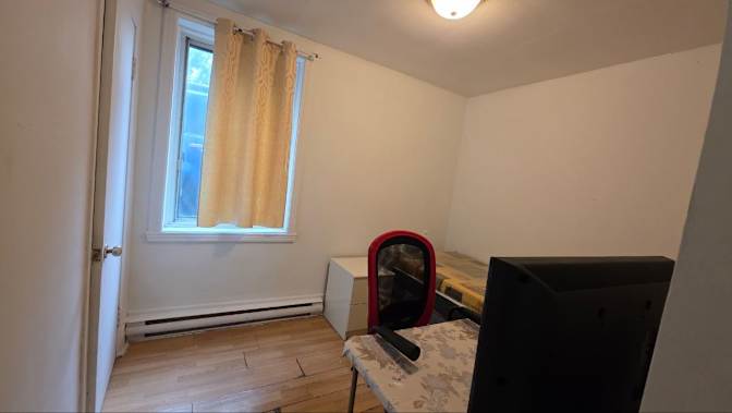 Sam's room