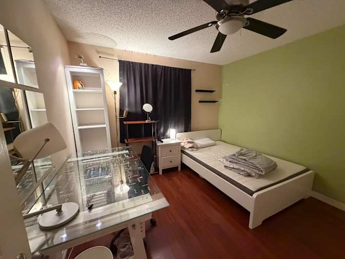 Uche's room