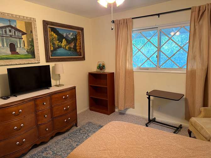 Elayne's room