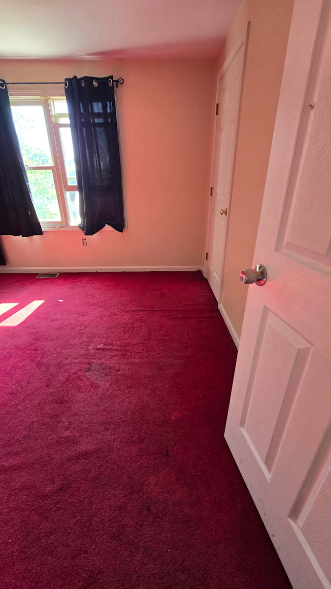 Juan's room
