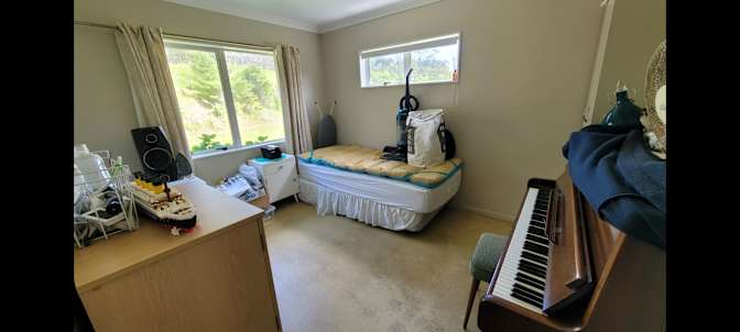 Lizzie Sayegh's room