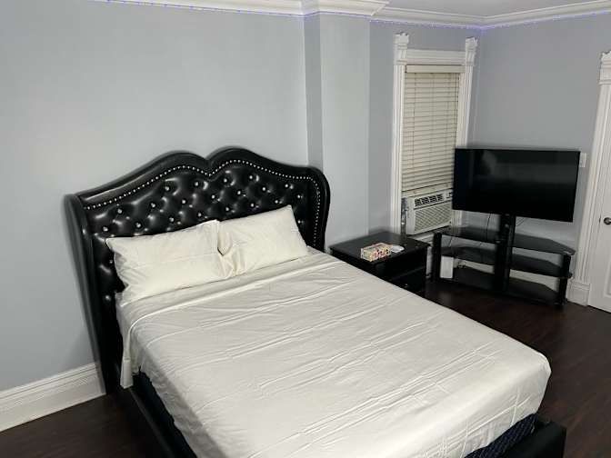 Sunday's room