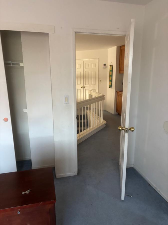 Lee's room