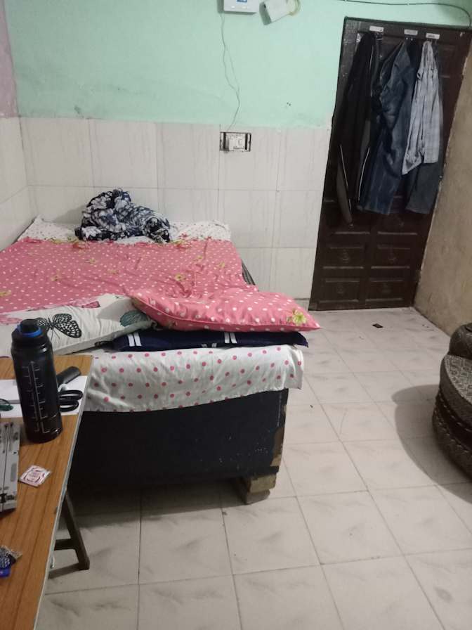Avneesh Tripathi's room